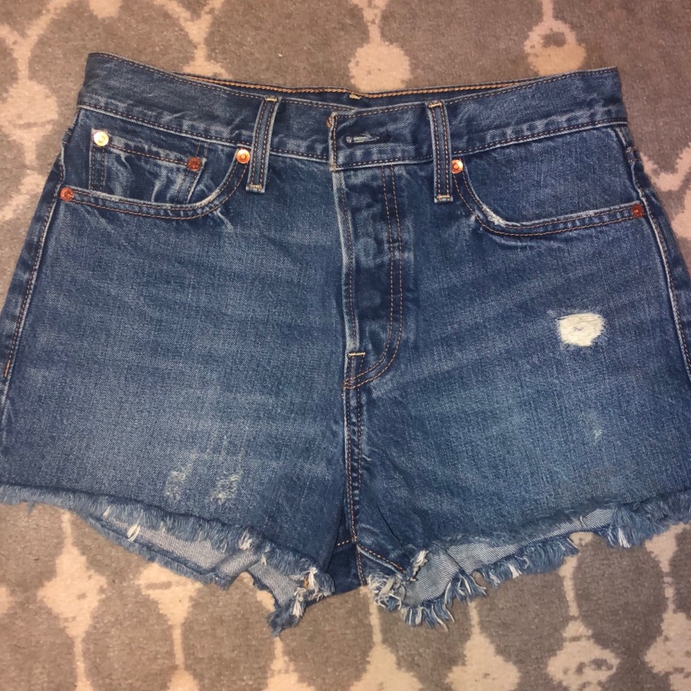 Levi’s Wedgie Shorts